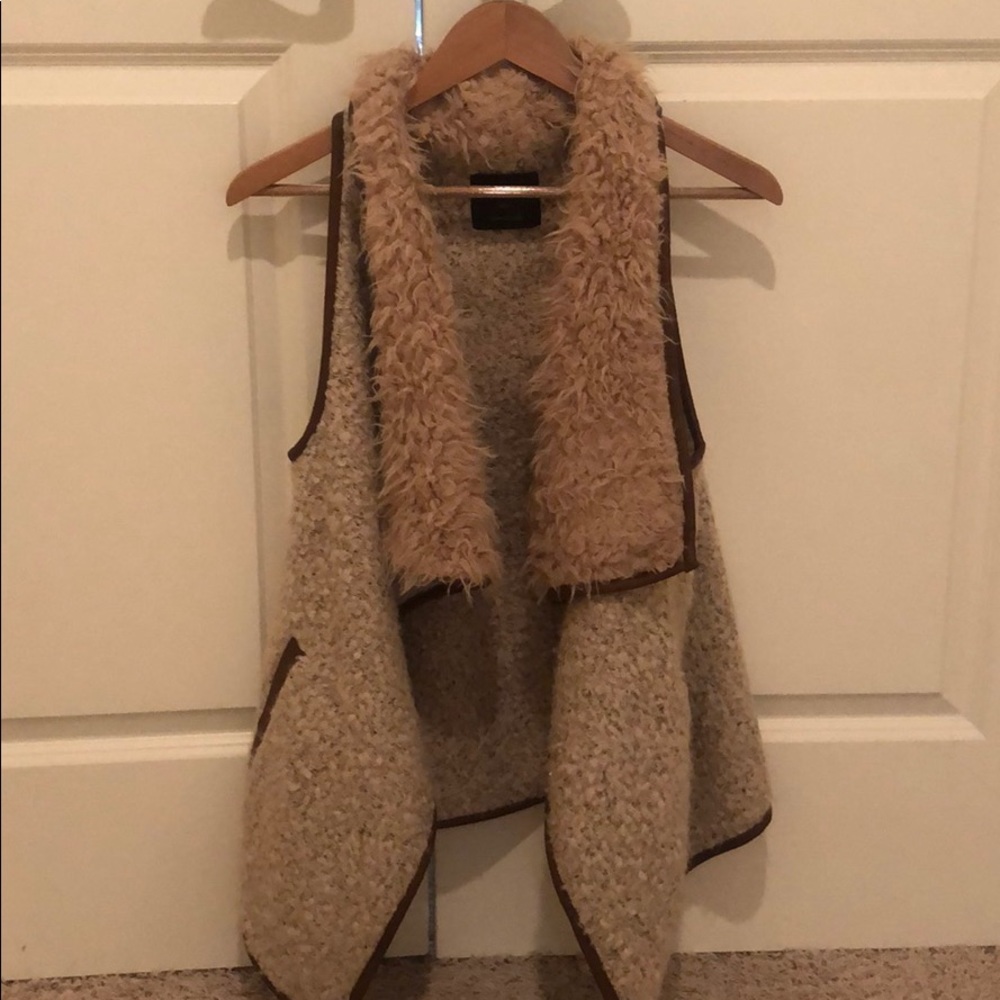 Women’s faux wool oversized vest